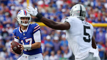 Las Vegas Raiders v Buffalo Bills