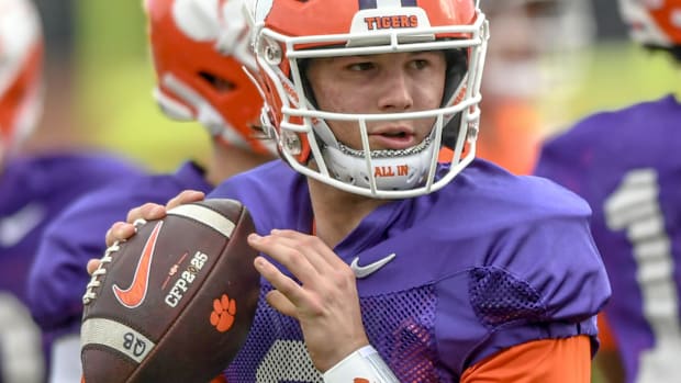 Clemson quarterback cade Klubnik