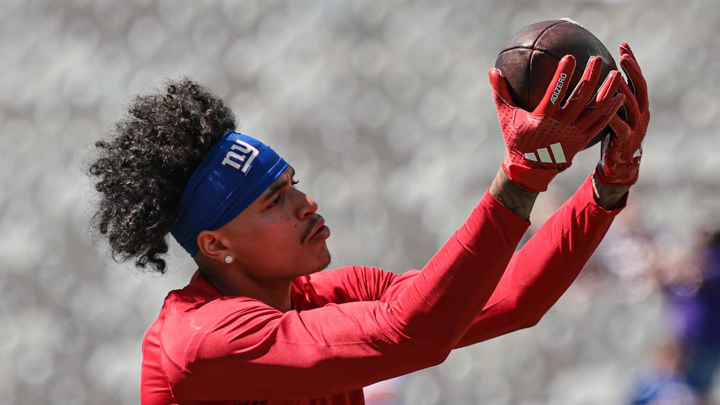 Giants' Jalin Hyatt Leaves Minicamp With Leg Injury