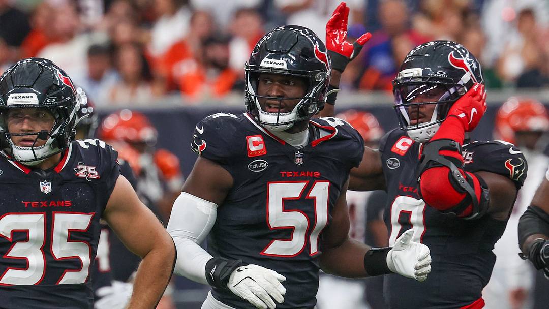 Sep 20, 2026; Houston, Texas, USA; Houston Texans linebacker Jake Hansen (35) defensive end Will Anderson Jr. (51) and linebacker Azeez al-Shaair (0) look to the sidelines for the defensive call against the Cincinnati Bengals at Reliant Stadium. Mandatory Credit: Thomas Shea-Imagn Images