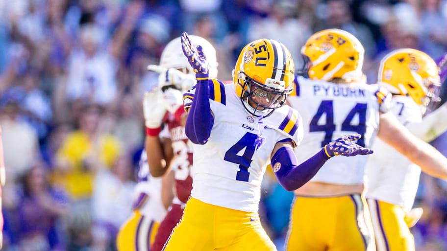 Cowboys 2026 mock draft lands Trevon Diggs replacement, star LB | Yardbarker
