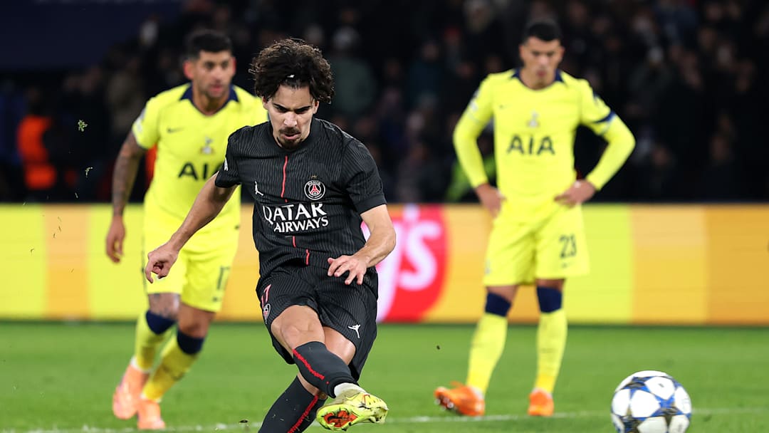 Paris Saint-Germain v Tottenham Hotspur - UEFA Champions League 2025/26 League Phase MD5