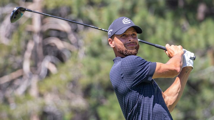 Carlos Alcaraz challenged Steph Curry to a golf match in hilarious fashion