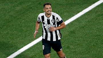 Cruzeiro encaminhou contratação de Eduardo