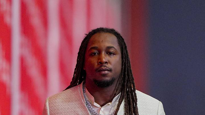 Dec 25, 2025; Kansas City, Missouri, USA; Kansas City Chiefs running back Kareem Hunt (29) enters the stadium before the game at GEHA Field at Arrowhead Stadium. Mandatory Credit: Jay Biggerstaff-Imagn Images