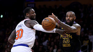New York Knicks v Los Angeles Lakers