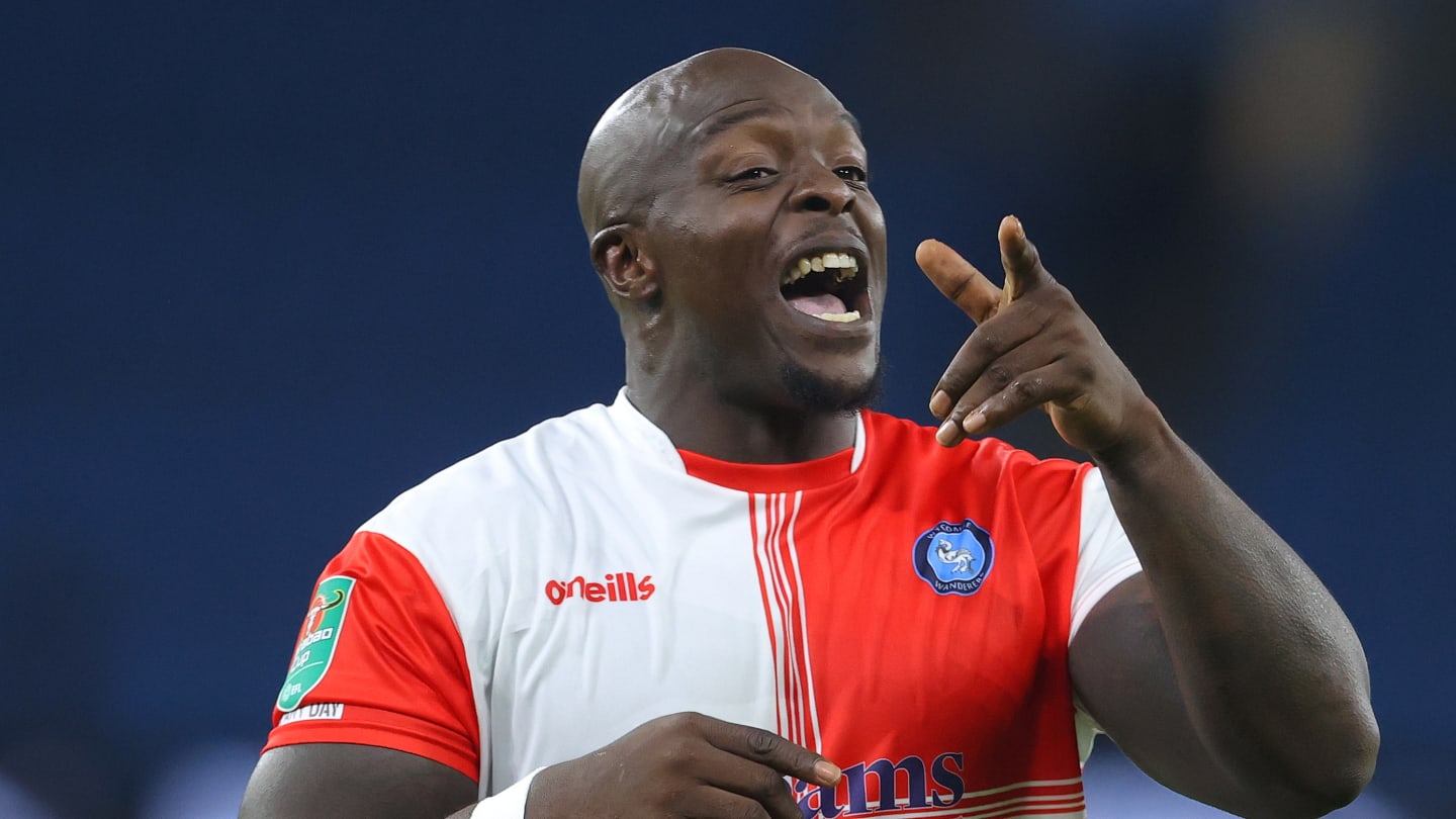 PES 2021 Adebayo Akinfenwa