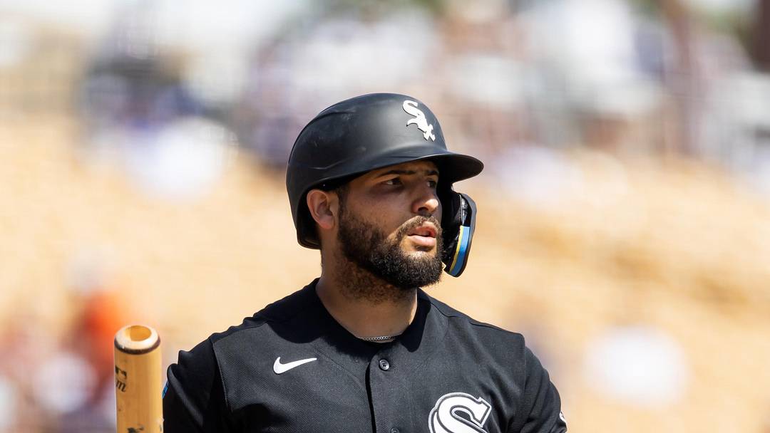 Mar 14, 2026; Phoenix, Arizona, USA; Chicago White Sox catcher Edgar Quero against the Los Angeles Dodgers during a spring training game at Camelback Ranch-Glendale. Mandatory Credit: Mark J. Rebilas-Imagn Images