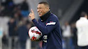 Mbappé participou de 40 dos 81 gols do PSG na atual temporada