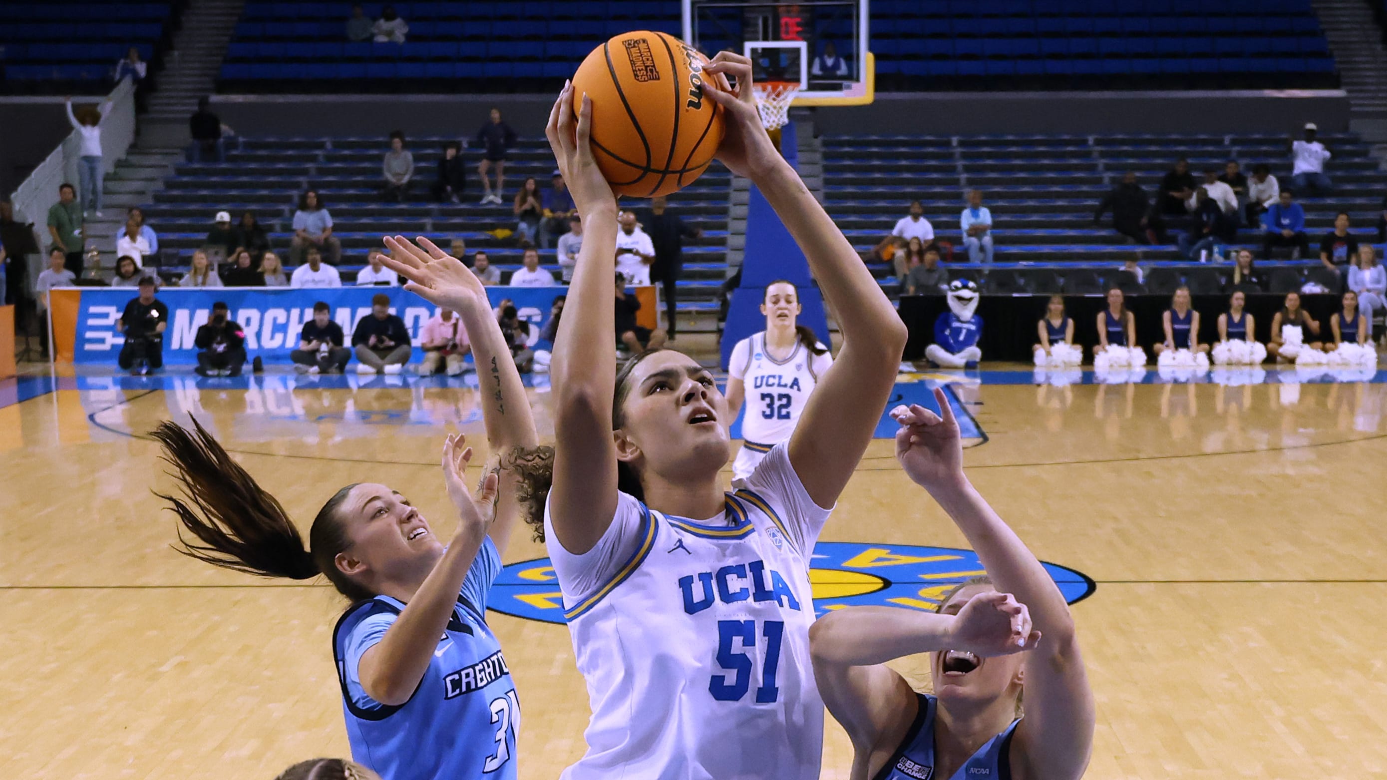 Lauren Betts leads UCLA to win over Creighton