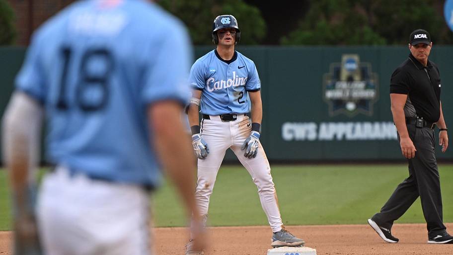 North Carolina Tar Heels infielder Jake Schaffner (2) looks down to third