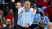 Houston Cougars head coach Kelvin Sampson.