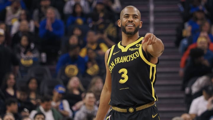 Mar 7, 2024; San Francisco, California, USA; Golden State Warriors guard Chris Paul (3) gestures to teammates during the first quarter against the Chicago Bulls at Chase Center.