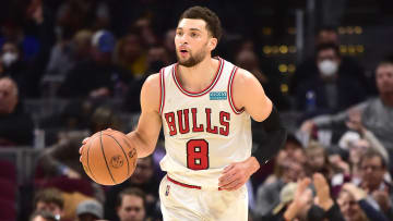 Zach LaVine es uno de los jugadores afectados por el COVID-19 en los Bulls