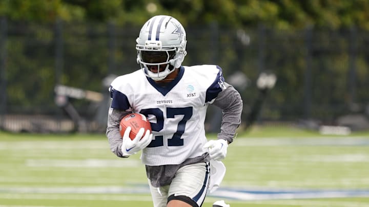  Cowboys running back Miles Sanders goes through a drill during practice at the Ford Center at the Star Training Facility 
