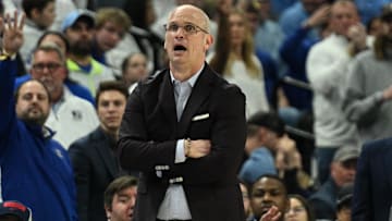 Connecticut Huskies head coach Dan Hurley