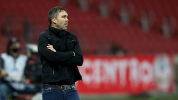 Eduardo Coudet tenta manter o bom desempenho em clássicos. 
