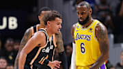 Trae Young sí incluyó a LeBron James y a otros representantes de Lakers en su equipo histórico, pero no a Michael Jordan