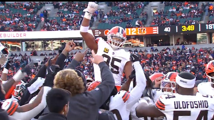 The Browns carried Myles Garrett on their shoulders after he recorded his record-breaking sack.