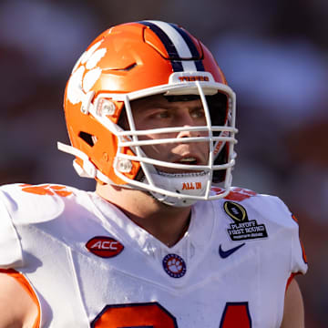 Clemson Tigers offensive lineman Walker Parks was named the Brandon Streeter Award winner in 2025.