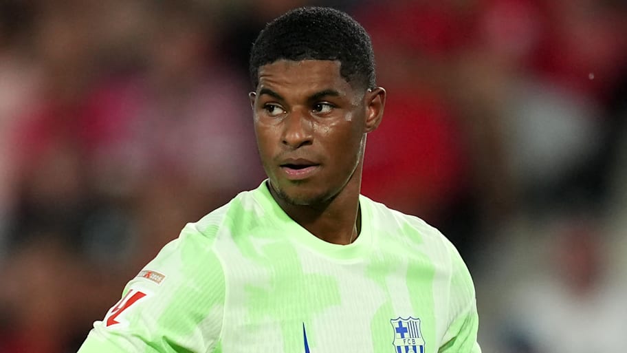 Marcus Rashford in action for Barcelona.
