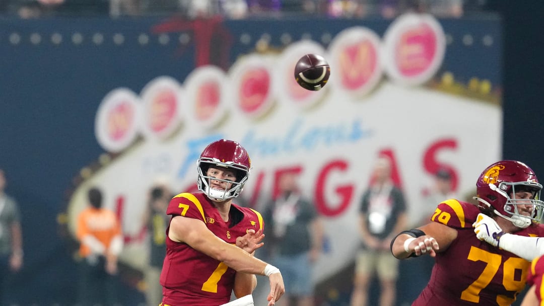 Sep 1, 2024; Paradise, Nevada, USA; Southern California Trojans quarterback Miller Moss (7) throws a pass against the LSU Tigers during the fourth quarter at Allegiant Stadium.