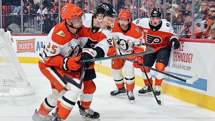 Anaheim Ducks v Philadelphia Flyers