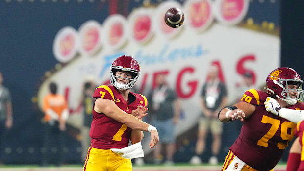 Sep 1, 2024; Paradise, Nevada, USA; Southern California Trojans quarterback Miller Moss (7) throws a pass against the LSU Tig