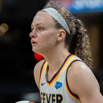 Indiana Fever guard Grace Berger (34) looks to throw the ball in during their game against the New York Liberty Wednesday, July 12, 2023 in Gainbridge Fieldhouse in Indianapolis.