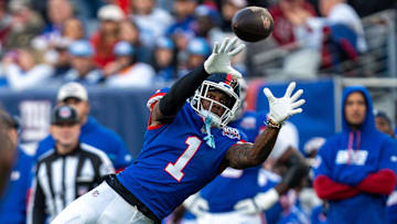 New York Giants wide receiver Malik Nabers (1) makes a diving catch during a game between the New York Giants and the Washington Commanders at MetLife Stadium in East Rutherford on Sunday, Nov. 3, 2024.