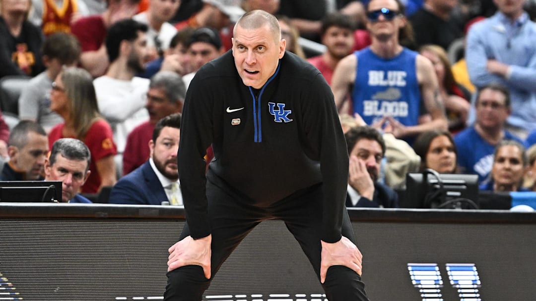 Kentucky Wildcats head coach Mark Pope