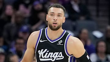 Denver Nuggets v Sacramento Kings