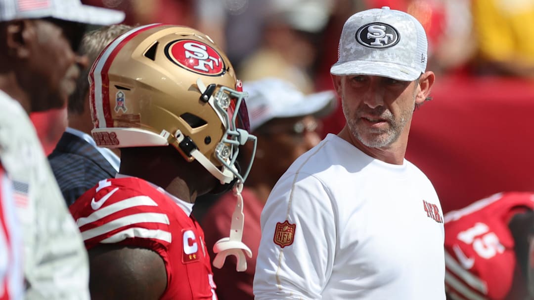 Nov 10, 2024; Tampa, Florida, USA; San Francisco 49ers head coach Kyle Shanahan and wide receiver Deebo Samuel Sr. (1) against the Tampa Bay Buccaneers prior to the game at Raymond James Stadium. Mandatory Credit: Kim Klement Neitzel-Imagn Images