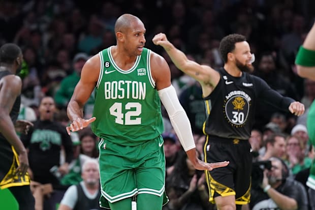 Boston Celtics Center al Horford (42) 