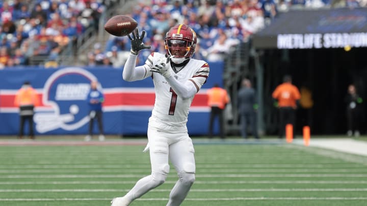 Oct 22, 2023; East Rutherford, New Jersey, USA; Washington Commanders wide receiver Jahan Dotson (1) makes a catch during the second half against the New York Giants at MetLife Stadium. Mandatory Credit: Vincent Carchietta-USA TODAY Sports