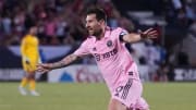 Lionel Messi marcó un golazo de tiro libre ante el FC Dallas 