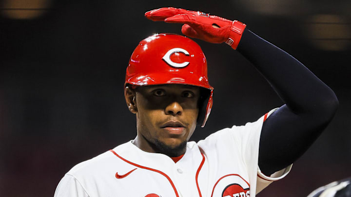 Mar 30, 2026; Cincinnati, Ohio, USA; Cincinnati Reds third baseman Ke'bryan Hayes (3) signals to challenge a pitch in the seventh inning against the Pittsburgh Pirates at Great American Ball Park. Mandatory Credit: Katie Stratman-Imagn Images