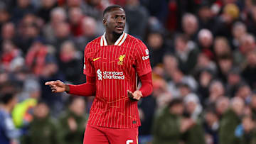 Ibrahima Konaté, défenseur français des Reds.