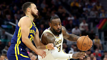 Los Angeles Lakers v Golden State Warriors