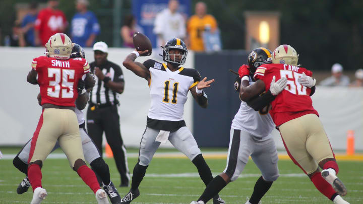 Pittsburgh Maulers Troy Williams (11) prepares to throw downfield during the first half of the USFL Championship game against the Birmingham Stallions Saturday evening at Tom Benson Stadium in Canton, OH.