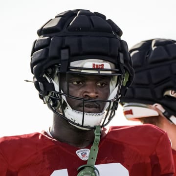 WR Rakim Jarrett warms up before Tampa Bay Buccaneers Training Camp