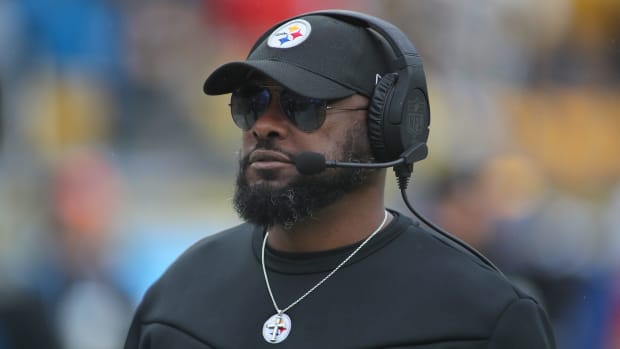 Pittsburgh Steelers head coach Mike Tomlin