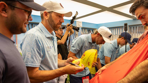 Los visitantes pudieron explorar una gran variedad de mercancía exclusiva