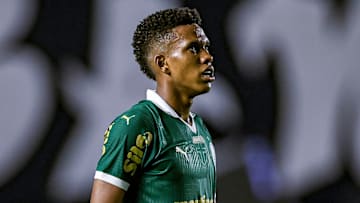 Estêvão é o principal jogador do Palmeiras no início de 2025