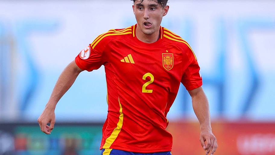 Jesús Fortea in action for Spain's Under-17s