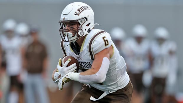 Lehigh running back Luke Yoder