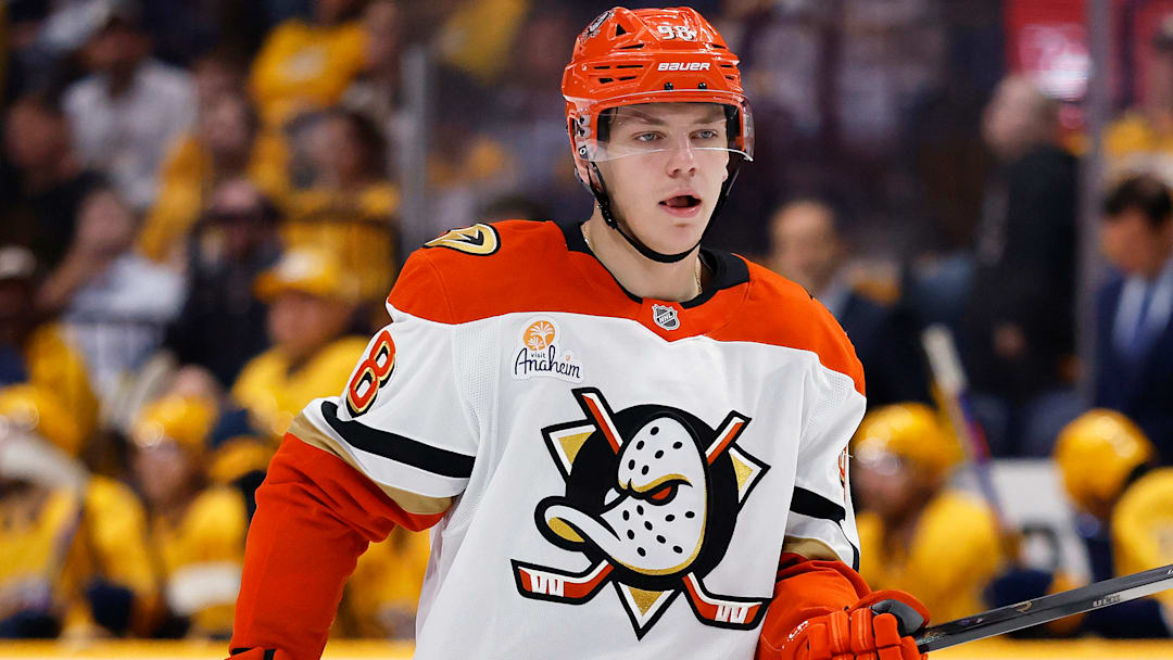 Anaheim Ducks v Nashville Predators Anaheim Ducks v Nashville Predators