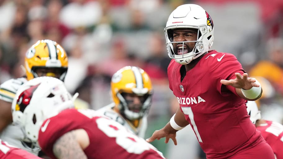 Arizona Cardinals quarterback Jacoby Brissett calls out a play 
