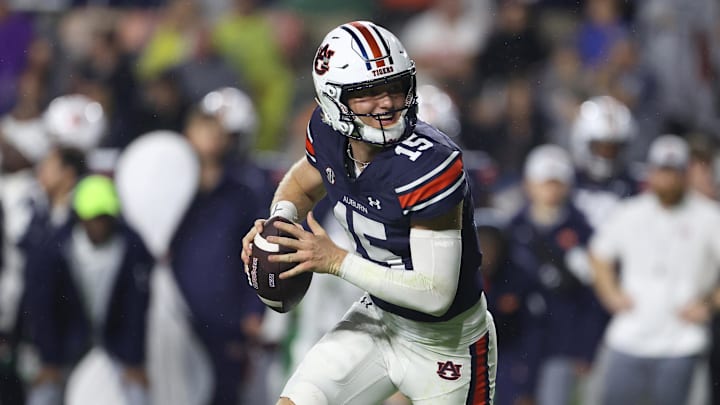 Auburn Tigers quarterback Hank Brown impressed enough to keep the starter role to start SEC play. Mandatory Credit: John Reed-Imagn Images