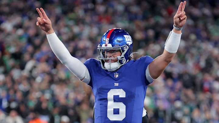 New York Giants - quarterback Jaxson Dart